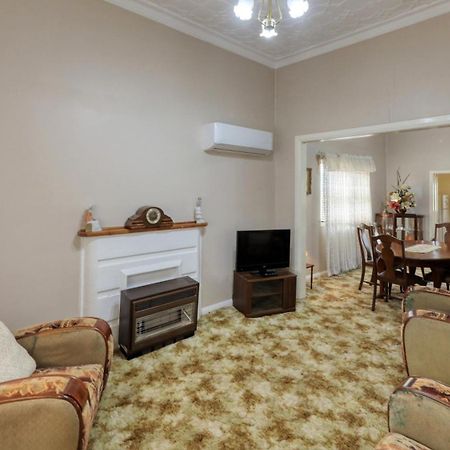 Charles Rasp Motor Inn & Cottages Broken Hill Esterno foto
