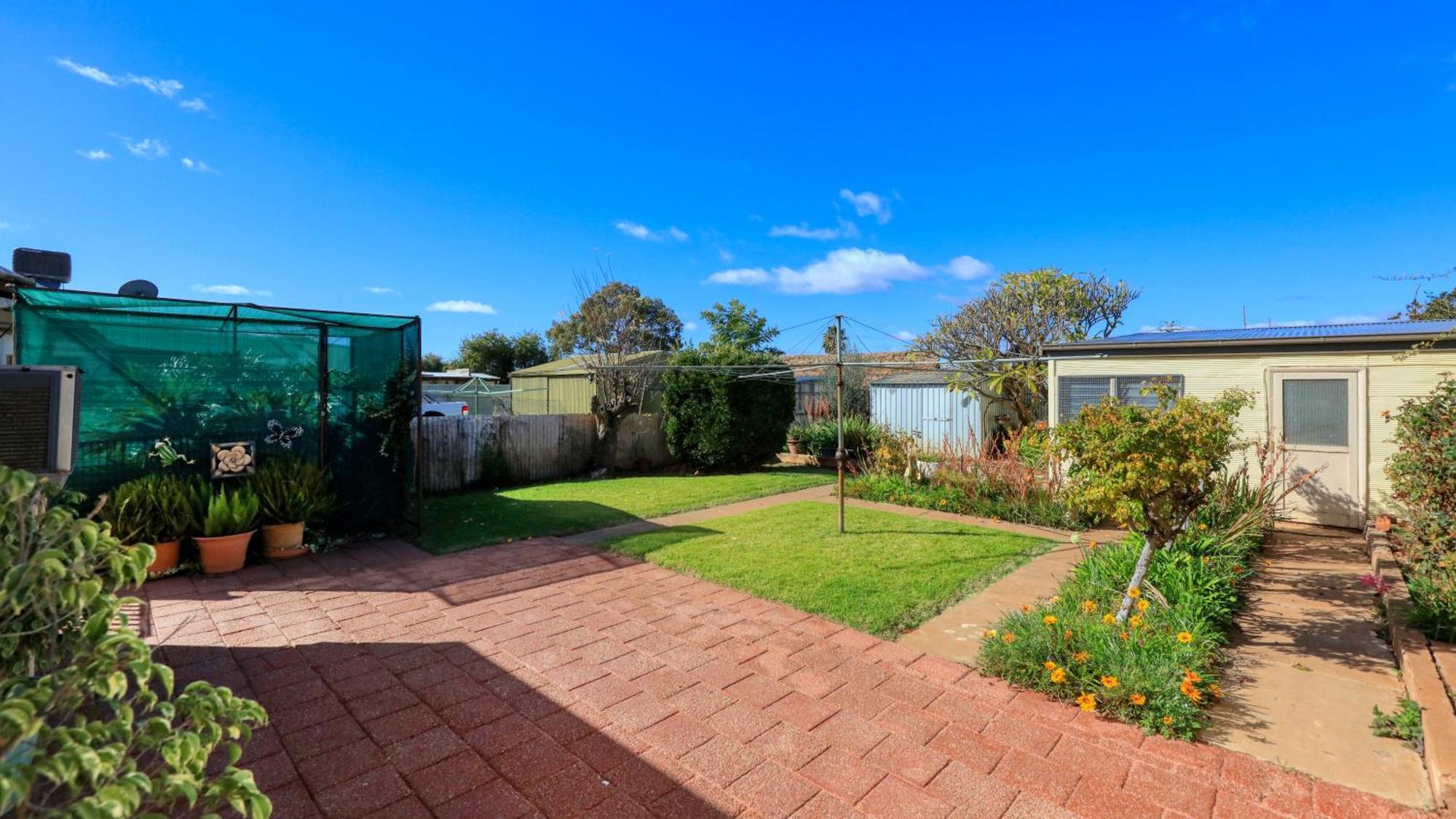 Charles Rasp Motor Inn & Cottages Broken Hill Esterno foto