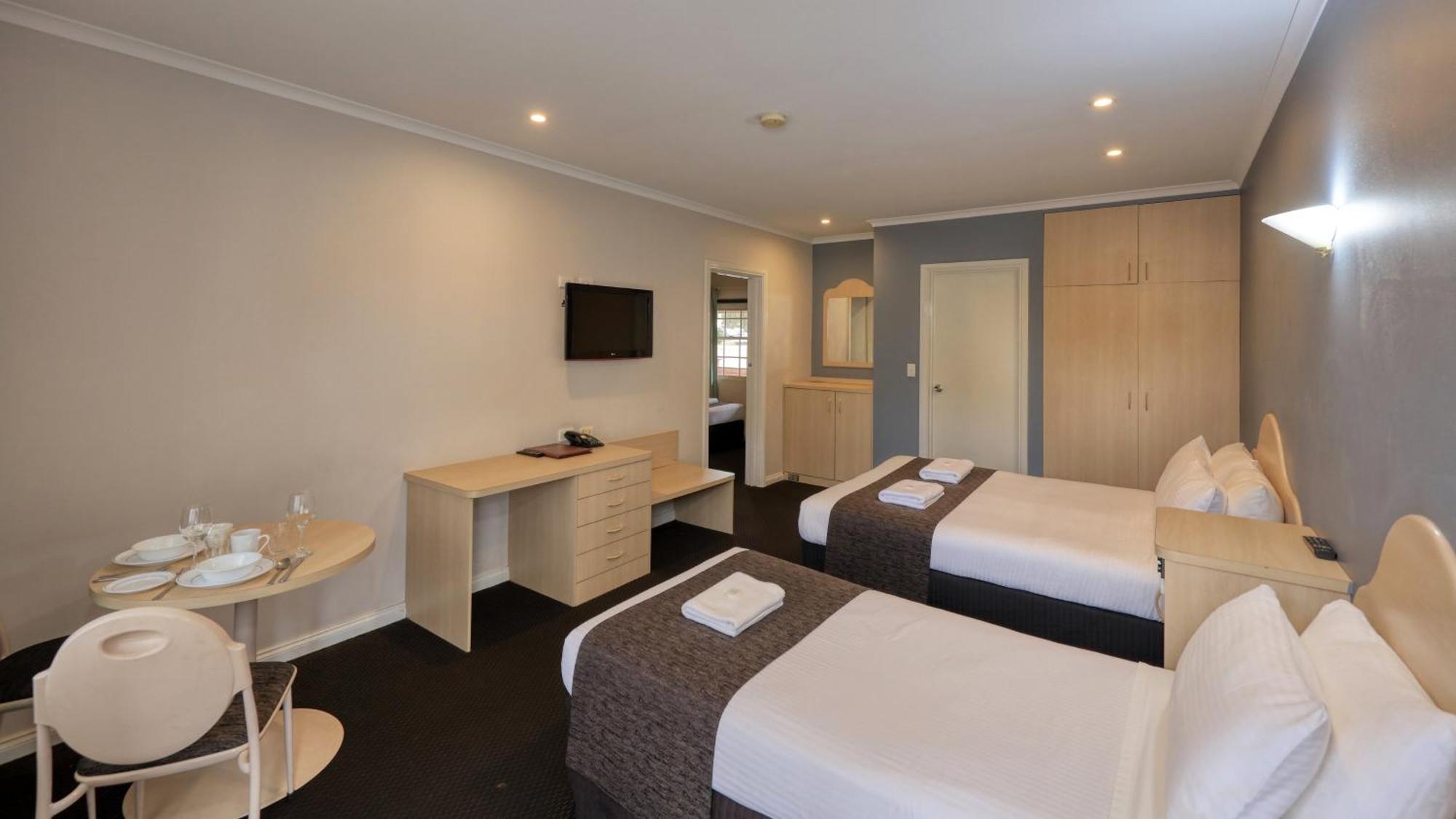 Charles Rasp Motor Inn & Cottages Broken Hill Esterno foto