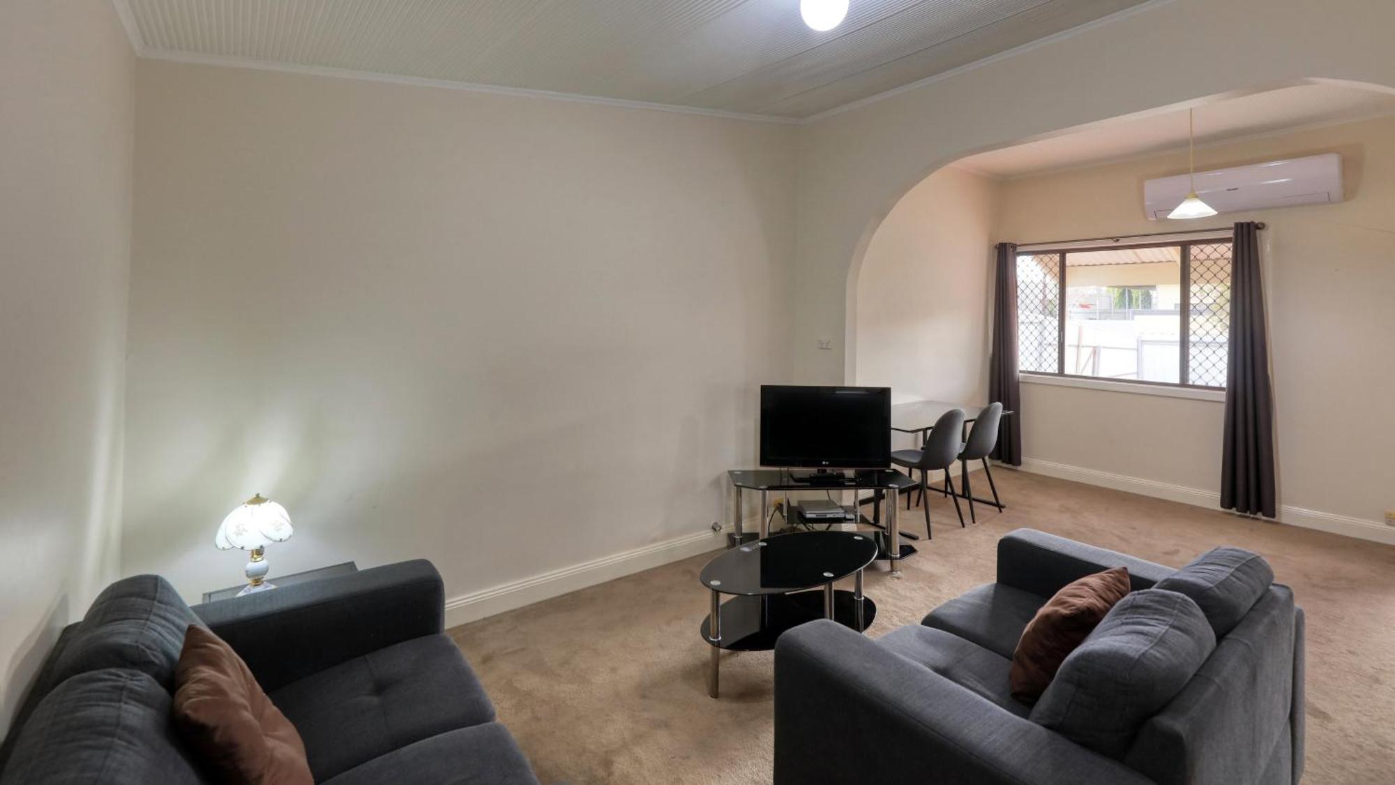 Charles Rasp Motor Inn & Cottages Broken Hill Esterno foto
