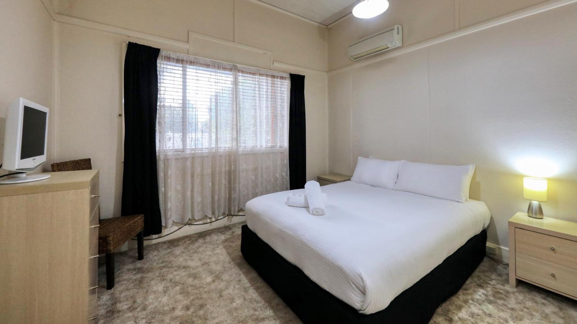 Charles Rasp Motor Inn & Cottages Broken Hill Esterno foto